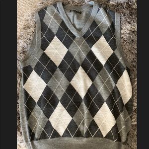 Express Men’s Grey Argyle Vest